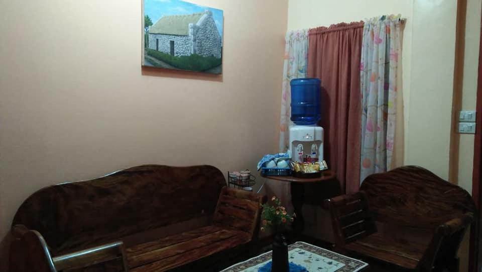Anvel Homestay Basco Exterior photo