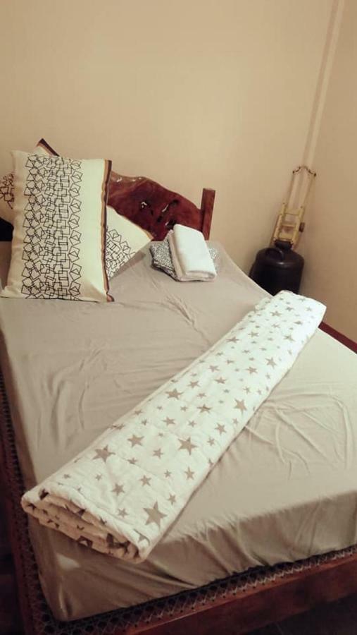 Anvel Homestay Basco Exterior photo